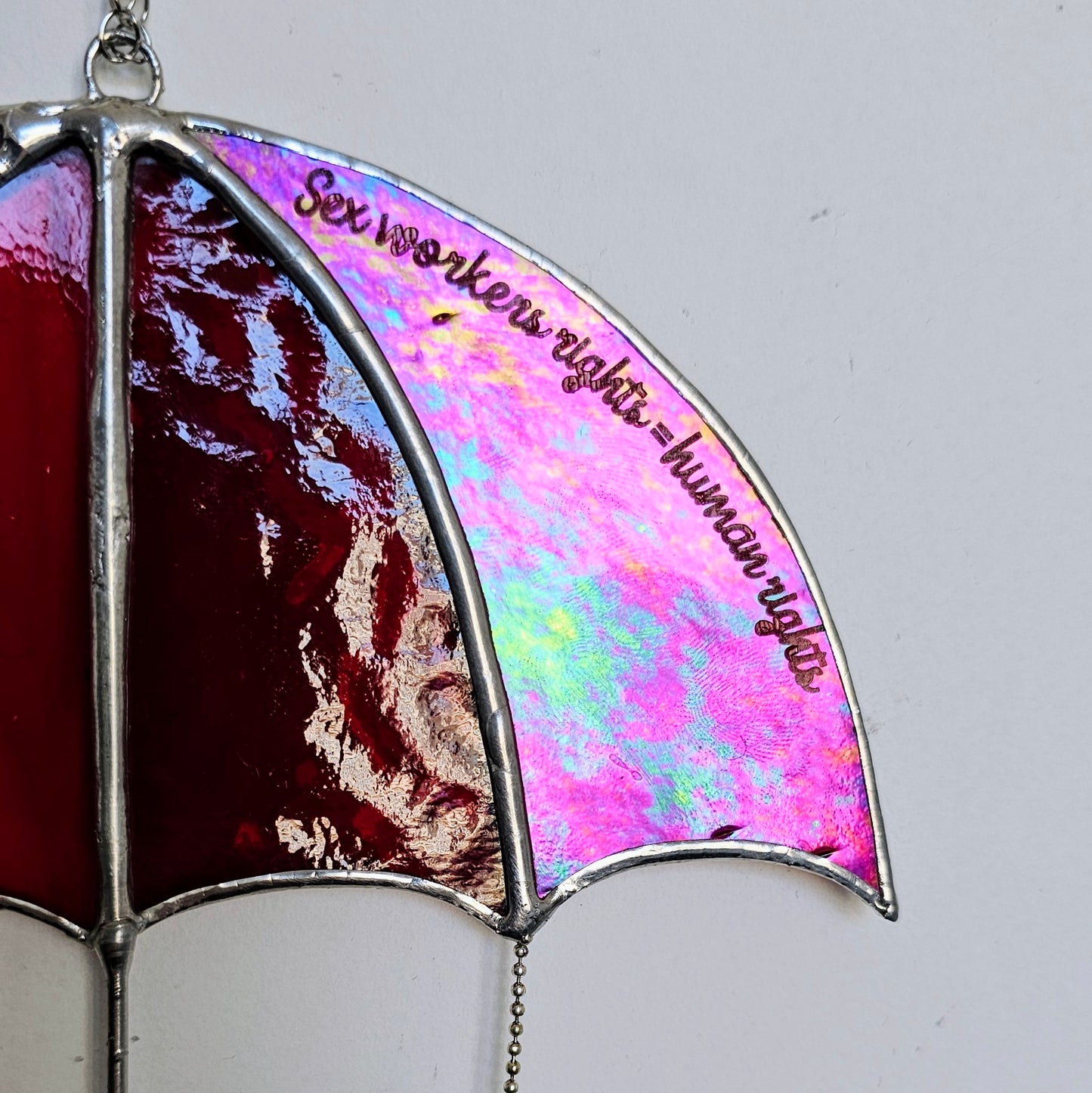 Vitrail Parapluie Rouge SWIW