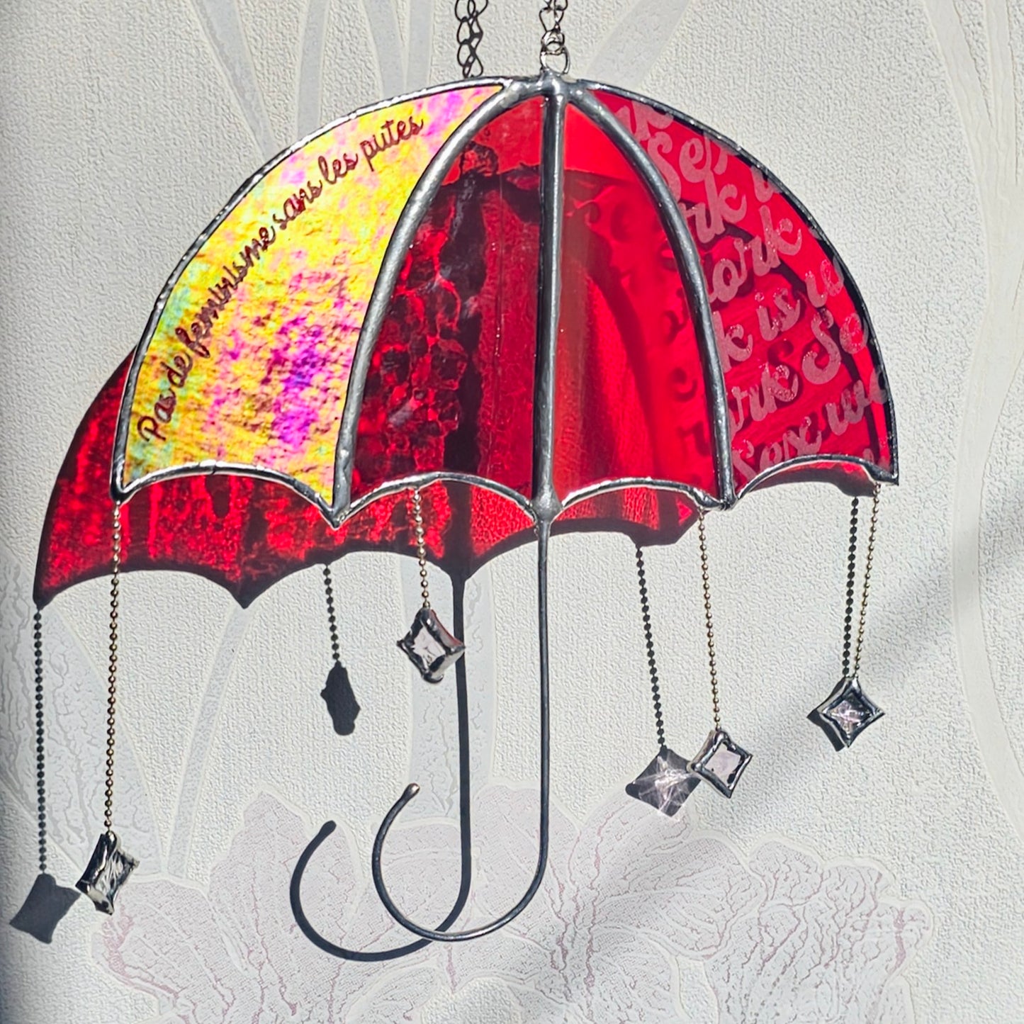 Vitrail Parapluie Rouge SWIW