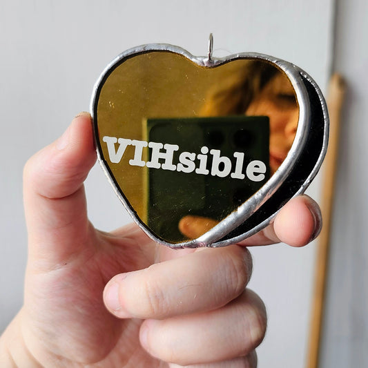 Dose de Love "VIHsible"