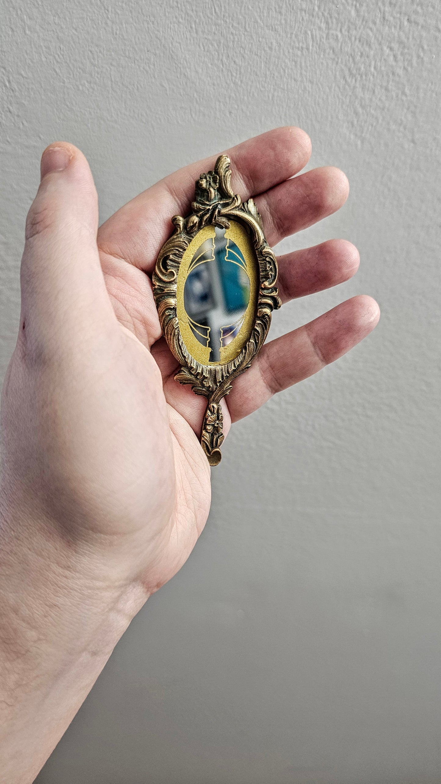 Mini Miroir décoratif gravé